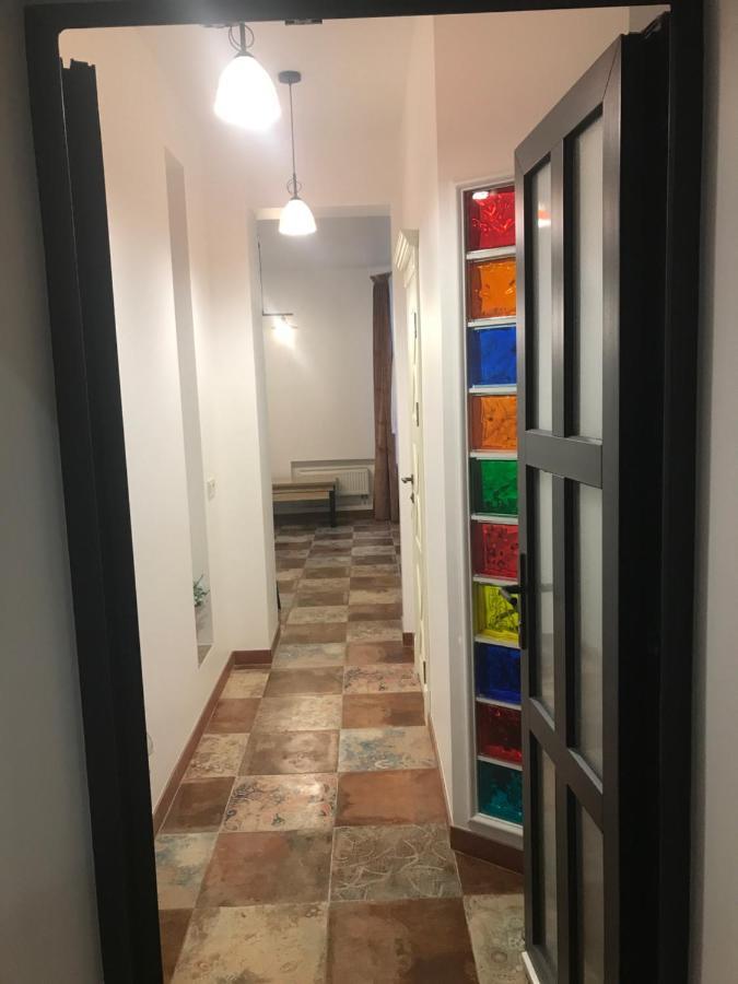 Атмосферная Квартира В Центре Одессы Odessa Eksteriør billede
